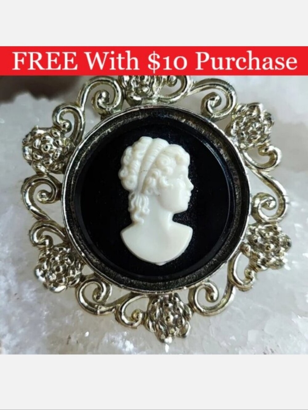 Vintage Cameo Costume Jewelry Black Cream Plastic Brooch Golden Pin RED BANNER